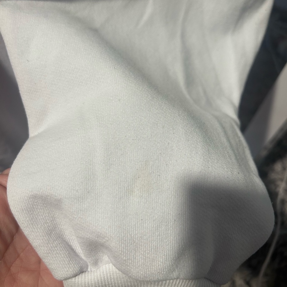 ALO Yoga white Hoodie with Embroidered Logo - Picture 13 of 13